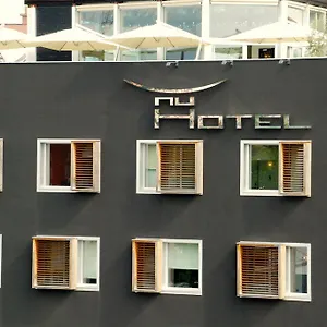 Nu 4*, Milan Italy